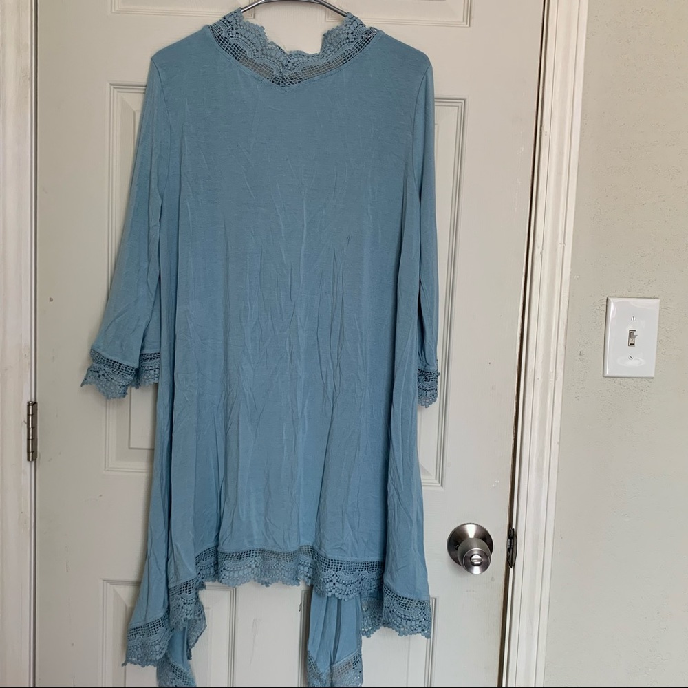 Jw Style Robe - image 2